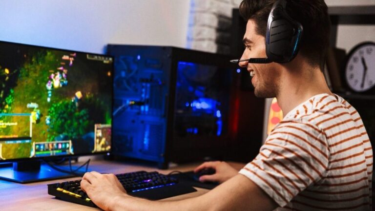 10 Tips on How to Be a YouTube Gamer | Viral Nation